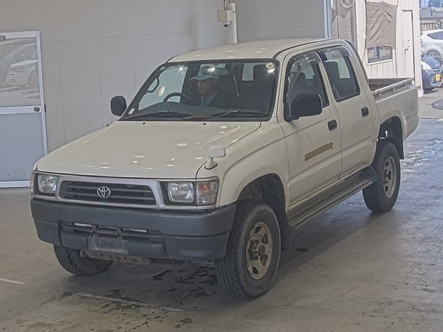 Japan Auction Vehicles 17 2001 Toyota Hilux Truck, 4WD Deluxe auction photo