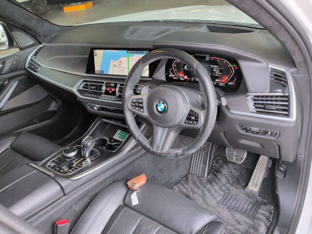 2021 BMW X7 XDRIV35D M Sport 4WD auction photo 3