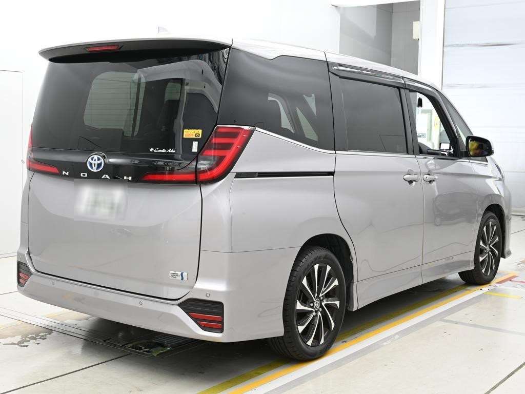 2022 Toyota Noah ハイブリッドS-Z auction photo 2