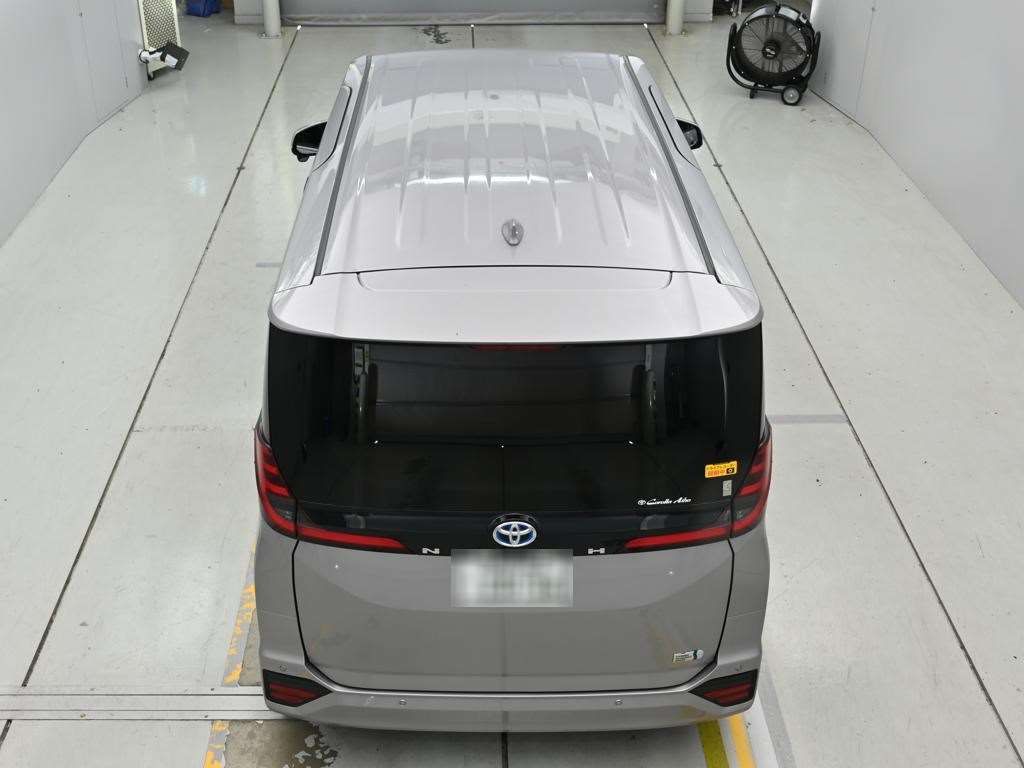 2022 Toyota Noah ハイブリッドS-Z auction photo 8