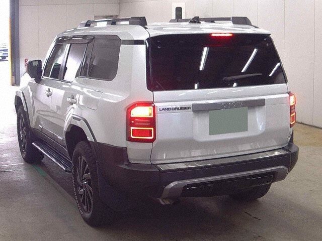2025 Toyota Land Cruiser 250 VX 4WD auction photo 2