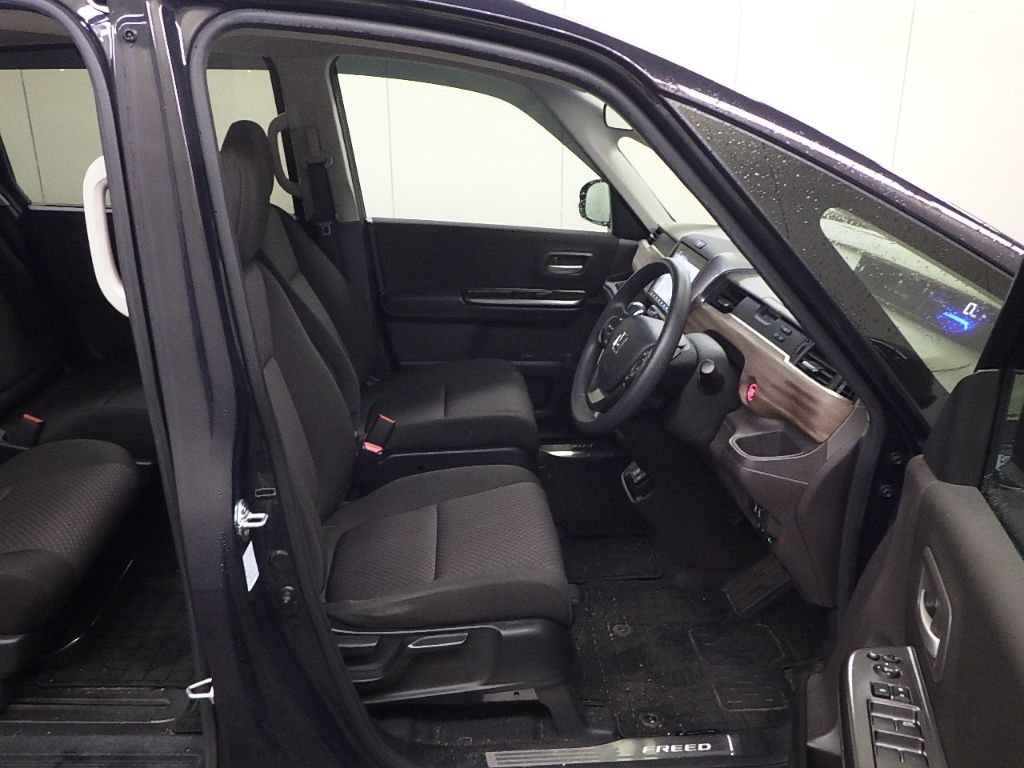 2023 Honda Freed 4WD G auction photo 6