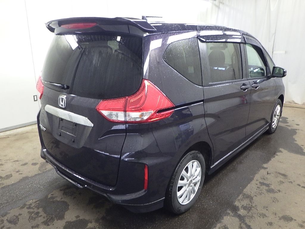 2023 Honda Freed 4WD G auction photo 2