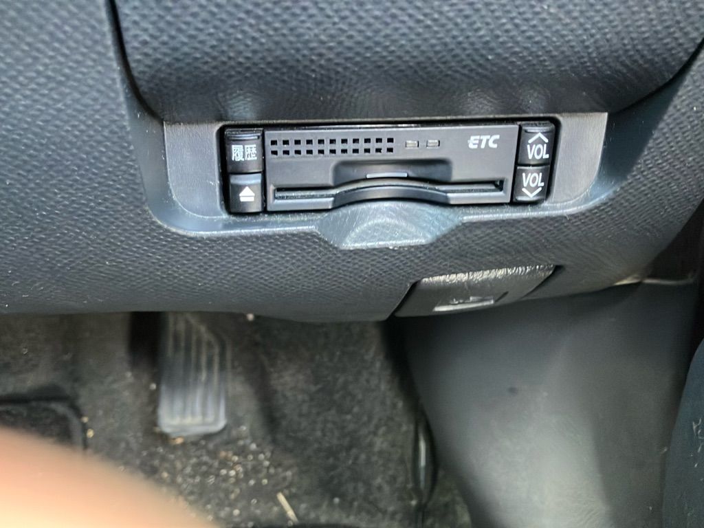 2010 Toyota Ractis X HID Selection auction photo 10