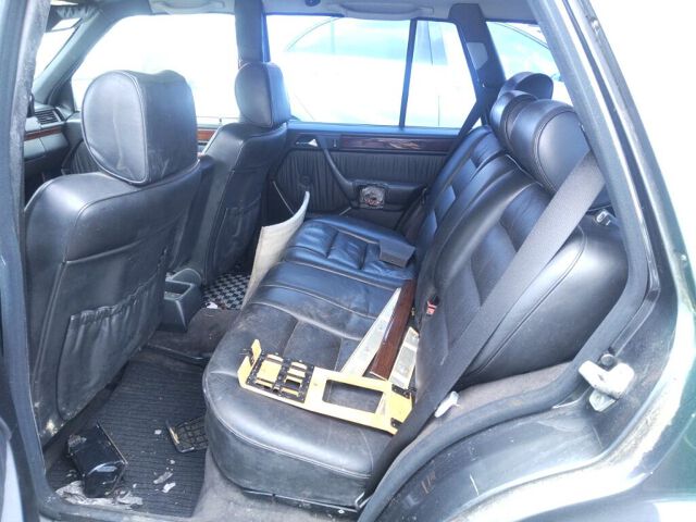 1995 Mercedes-Benz E-Class Station Wagon auction photo 6