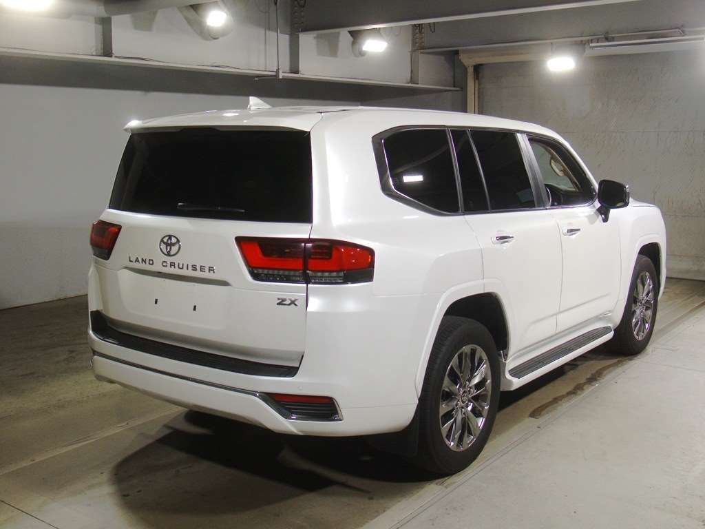 2023 Toyota Land Cruiser ZX 4WD auction photo 2