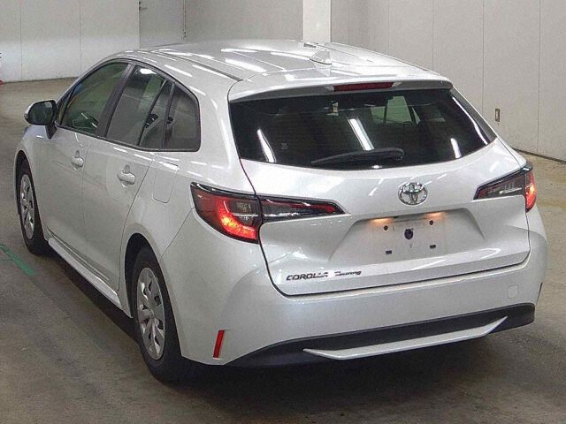 2023 Toyota Corolla Touring X auction photo 2
