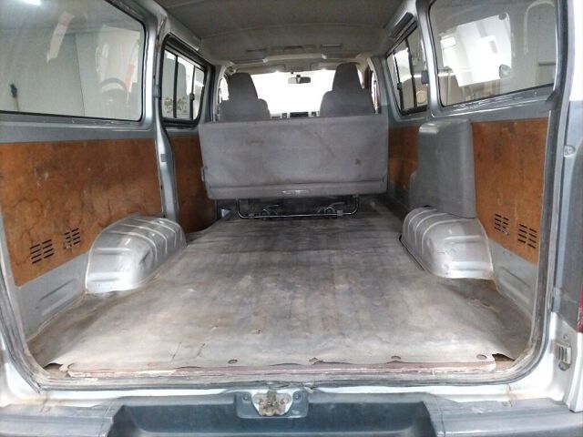 2009 Toyota Hiace ロングDX 4WD auction photo 6