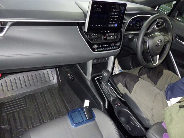 2025 Toyota Corolla Cross Z auction photo 3