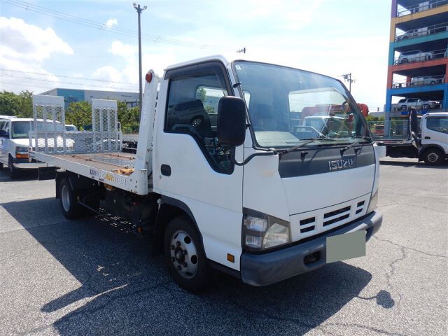 Japan Auction Vehicles 8 2006 Isuzu Elf Seksai auction photo