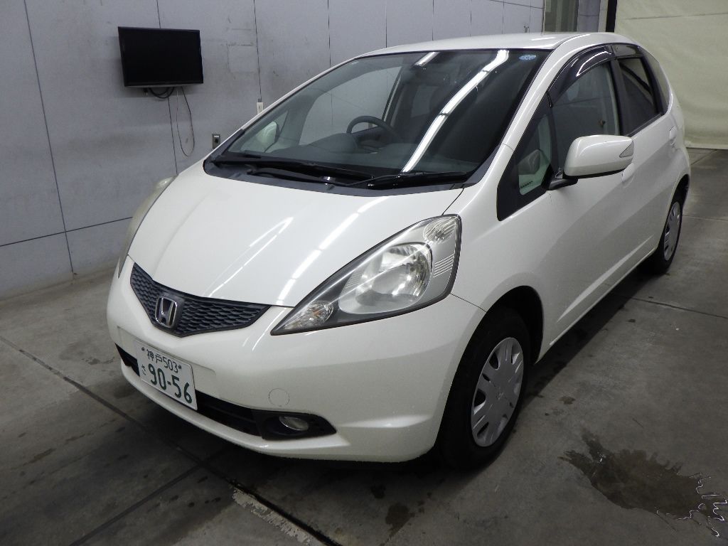 2010 Honda Fit G auction photo 4