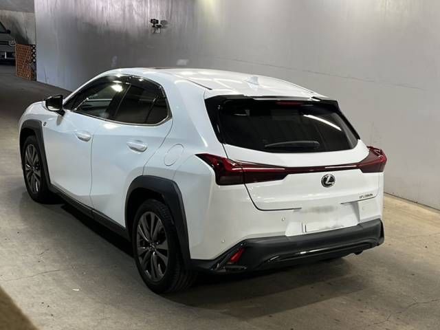 2023 Lexus UX250h Fスポーツ auction photo 3