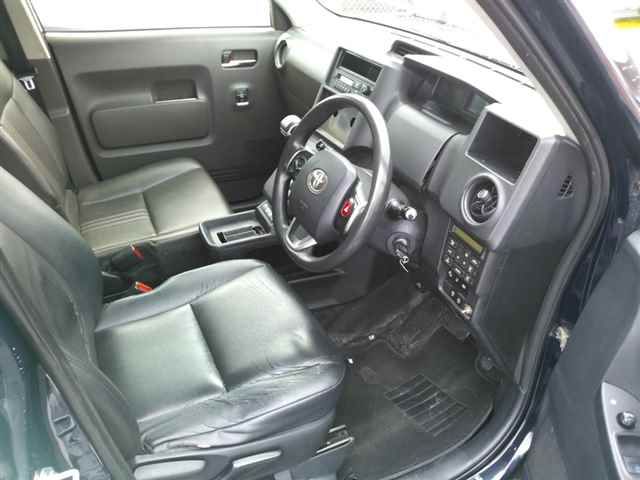 2017 Toyota ジャパンタクシー タクミ auction photo 3