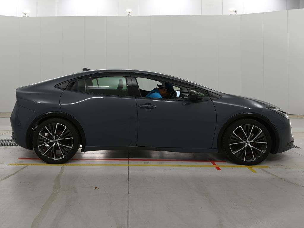 2025 Toyota Prius Z auction photo 3