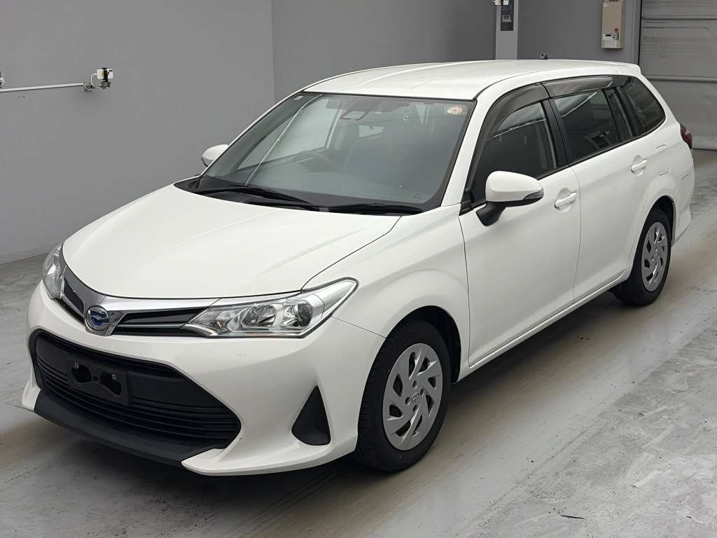 Japan Auction Vehicles 4 2021 Toyota Corolla Fielder ハイブリッド EX auction photo