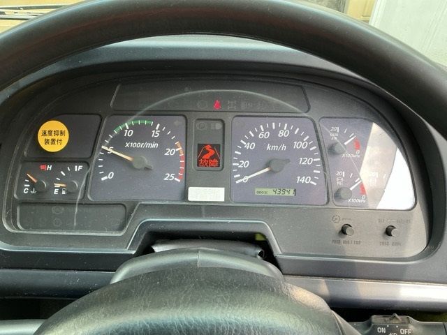 2007 Isuzu Giga アルミウイング auction photo 6