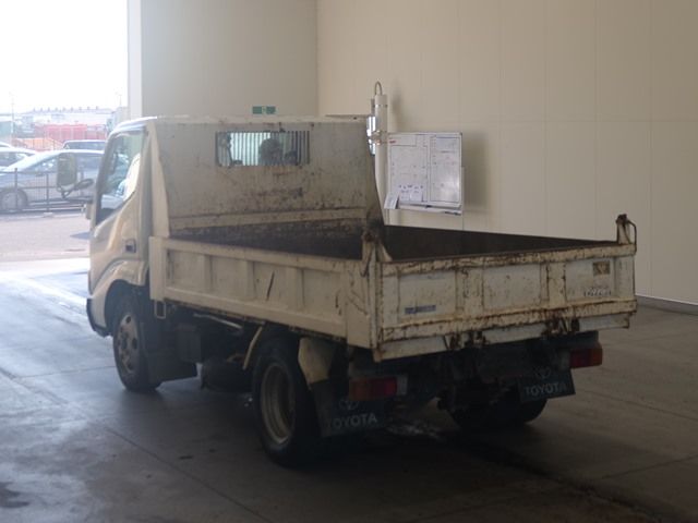 2008 Toyota Dyna ダンプ auction photo 2