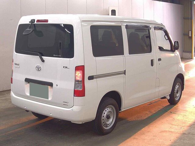 2025 Toyota TownAce Van GL 4WD auction photo 5