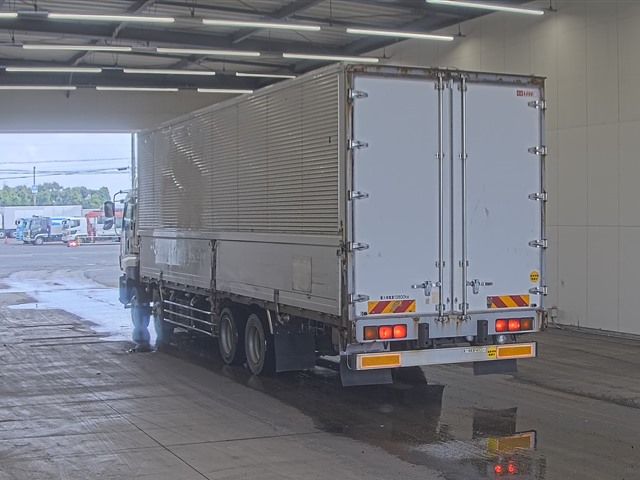 2005 Isuzu Giga アルミウイング auction photo 2
