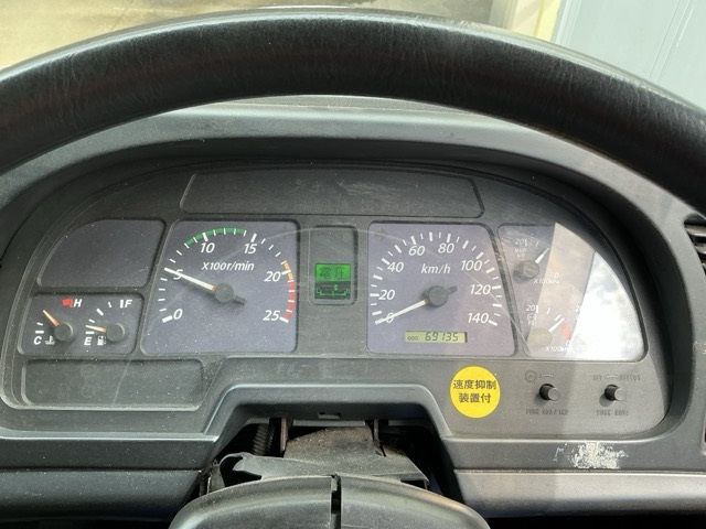 2005 Isuzu Giga アルミウイング auction photo 6