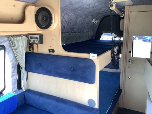 2007 Toyota Hiace キャンピング auction photo 9