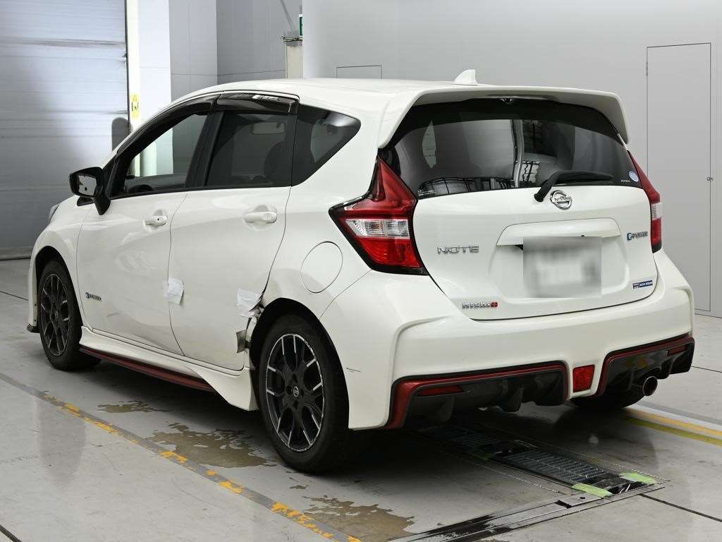 2017 Nissan Note e-パワーニスモ auction photo 6