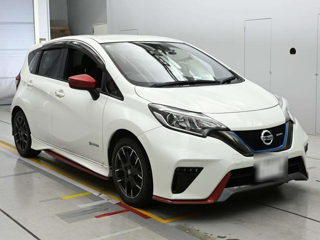 2017 Nissan Note e-パワーニスモ auction photo 5