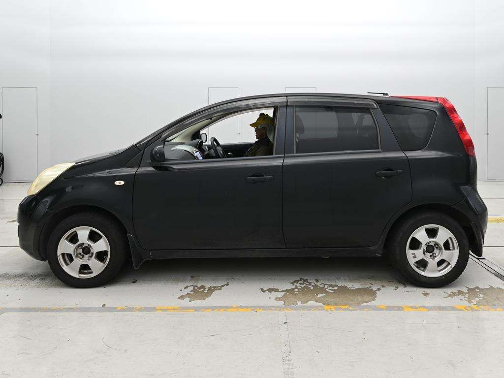 2010 Nissan Note 15X auction photo 4