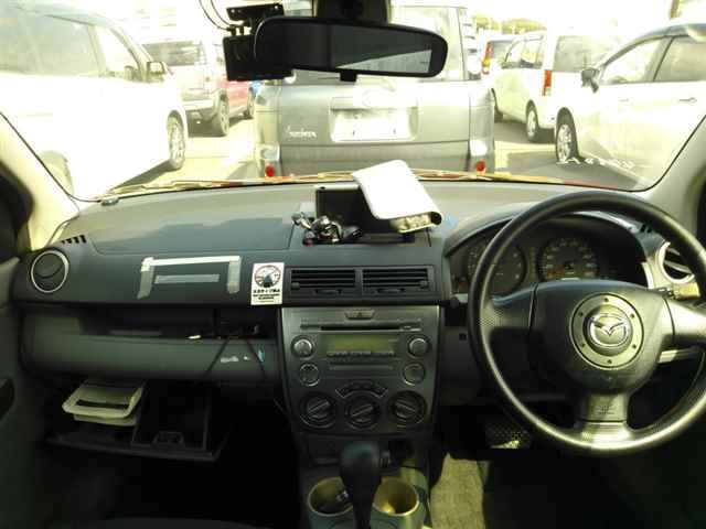 2006 Mazda Demio casual auction photo 8