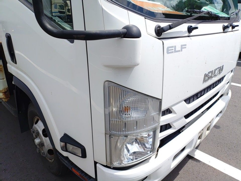 2020 Isuzu Elf auction photo 22