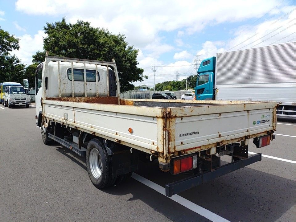 2020 Isuzu Elf auction photo 6