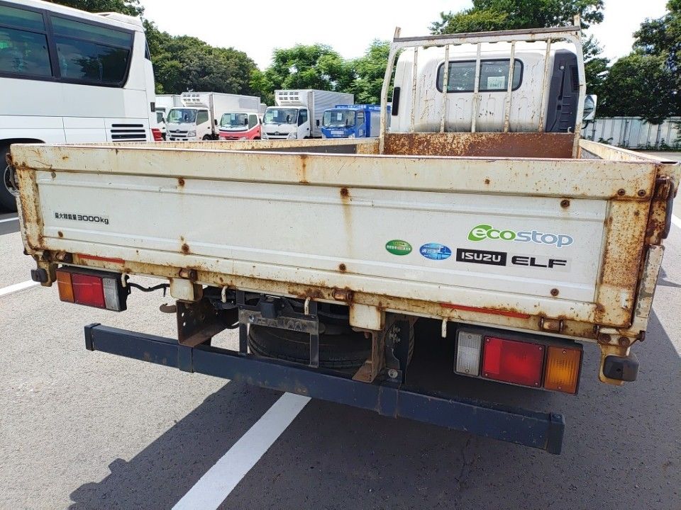 2020 Isuzu Elf auction photo 26