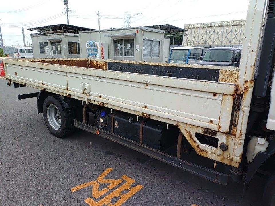 2020 Isuzu Elf auction photo 24