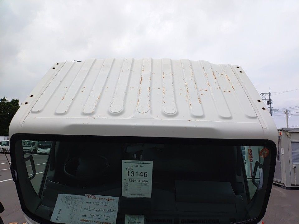 2020 Isuzu Elf auction photo 32