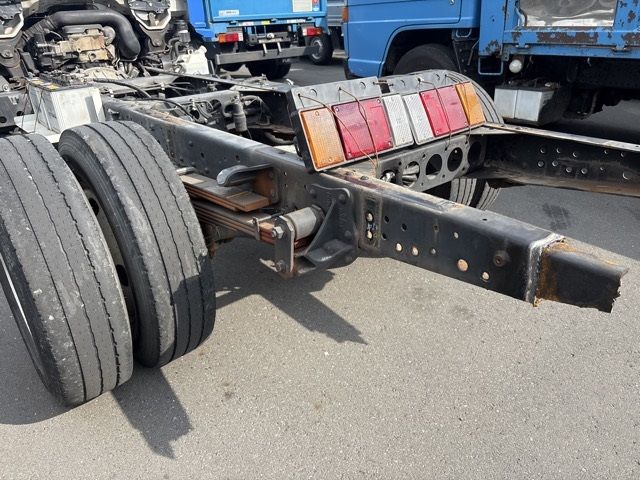 2011 Isuzu Elf シャーシ auction photo 14