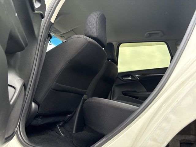 2016 Honda Fit Fパッケージ COMFORT EDIT auction photo 10