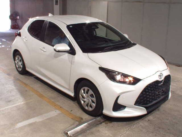 2024 Toyota Yaris X Japan auction vehicle