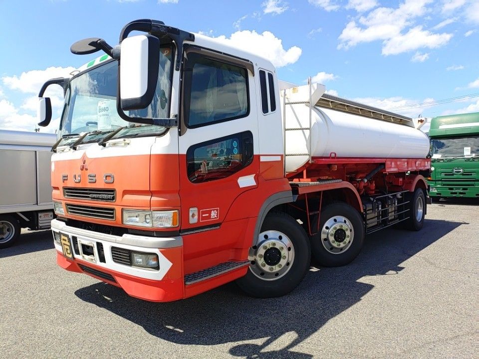 2002 Mitsubishi Fuso Super Great Japan auction vehicle