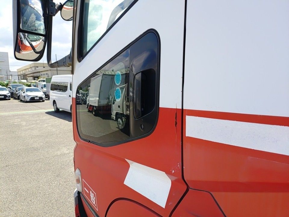 2002 Mitsubishi Fuso Super Great auction photo 23
