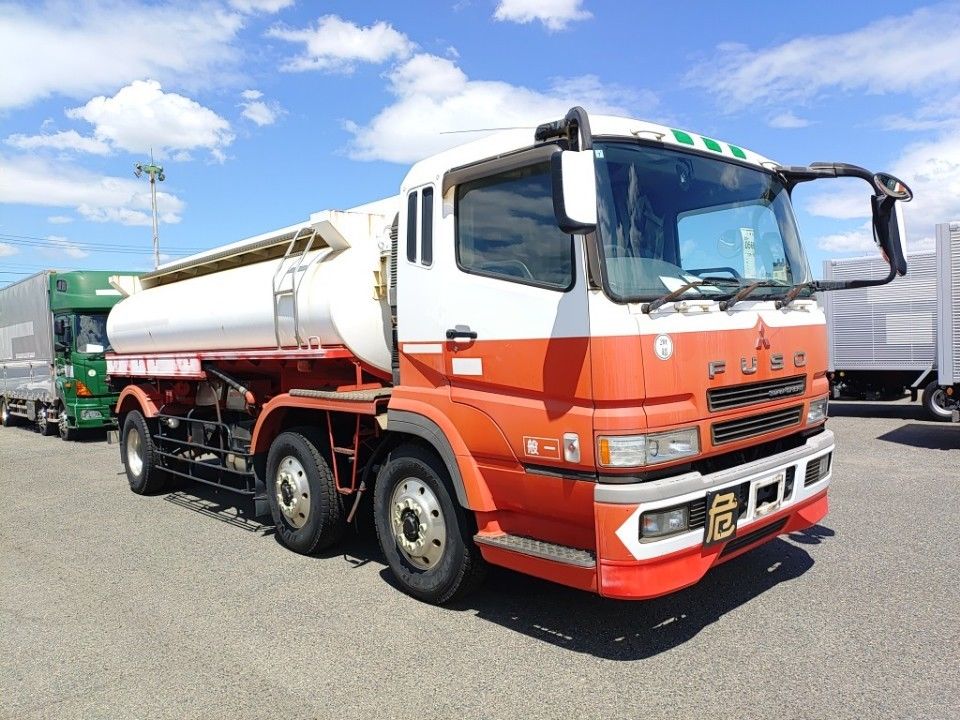 2002 Mitsubishi Fuso Super Great auction photo 4