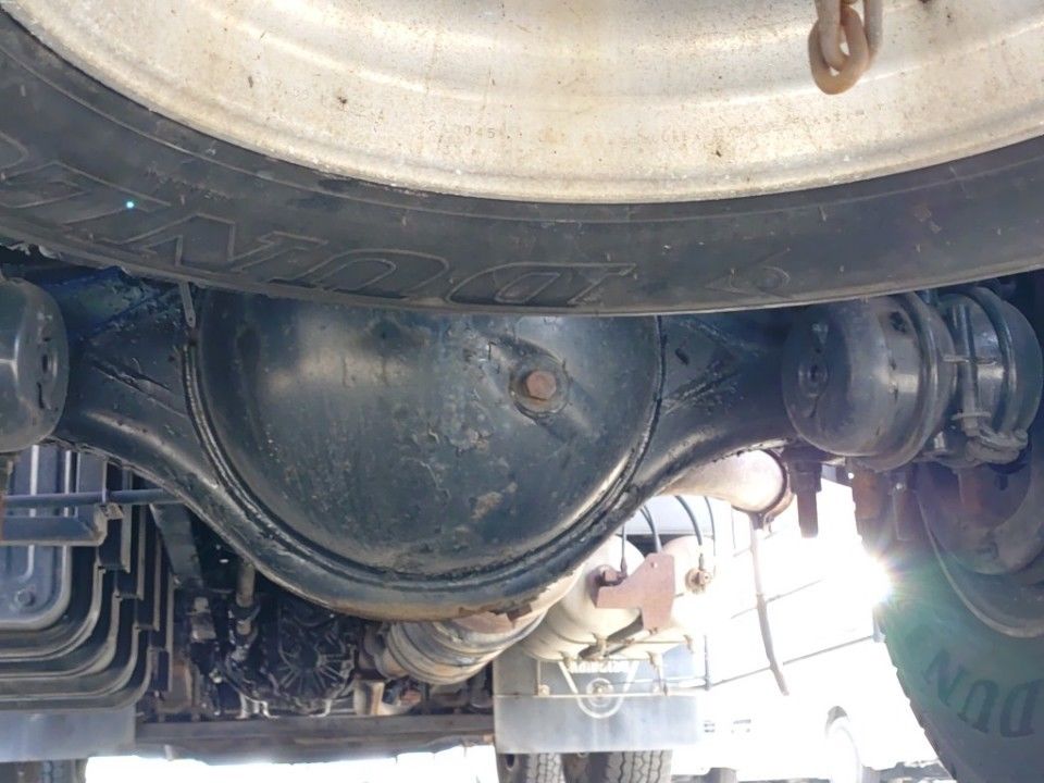 2002 Mitsubishi Fuso Super Great auction photo 18