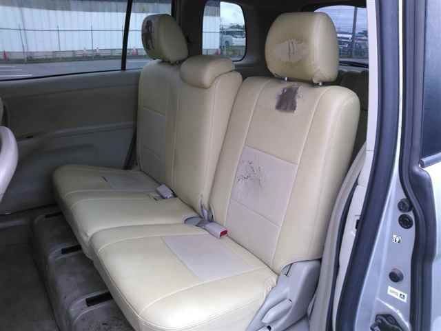 2015 Toyota Isis L auction photo 9