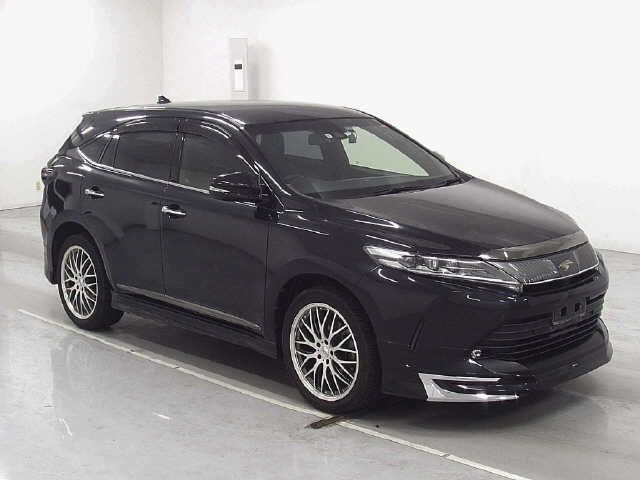 2019 Toyota Harrier Premier Star Noir Mote Japan auction vehicle