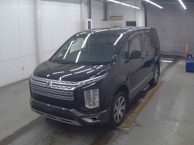 2019 Mitsubishi Delica D:5 G Power Package 4WD auction photo 4