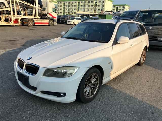 2010 BMW BMW3シリーズツーリング auction photo 4