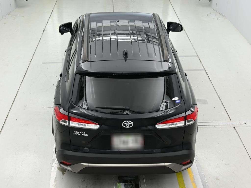 2023 Toyota Corolla Cross S auction photo 8