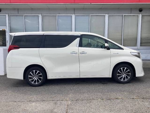 2016 Toyota Alphard G auction photo 2