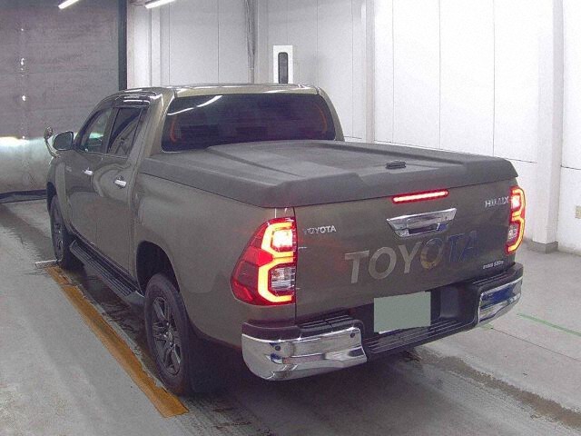 2021 Toyota Hilux Z 4WD auction photo 2