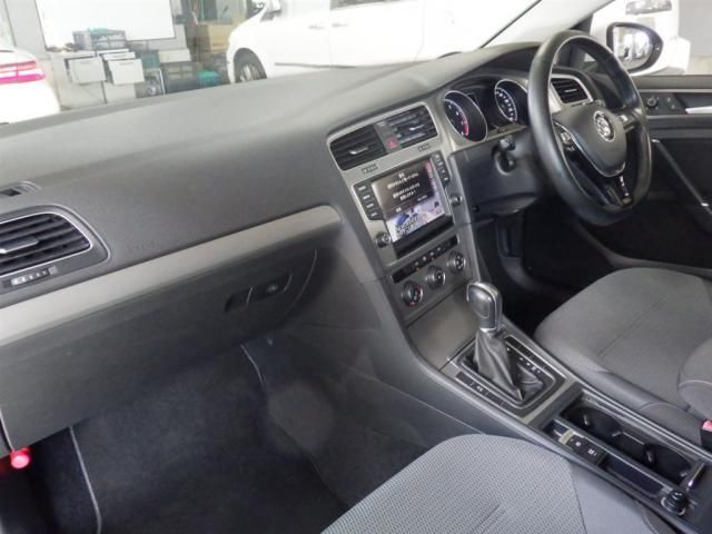 2015 Volkswagen VW ゴルフ ヴァリアントTSIコンフォートライン プレミ auction photo 2