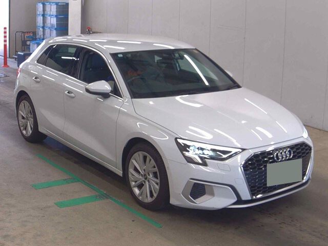 2023 Audi A3 SBニューアバンスタイル Japan auction vehicle